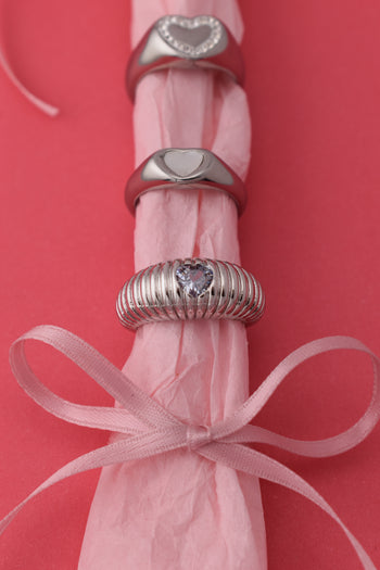 Ribbed Crystal Heart Ring