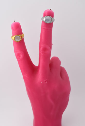 Round Pearl Signet Ring Gold