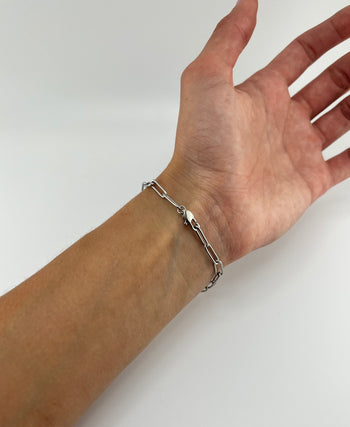 Thin Oval Link Bracelet