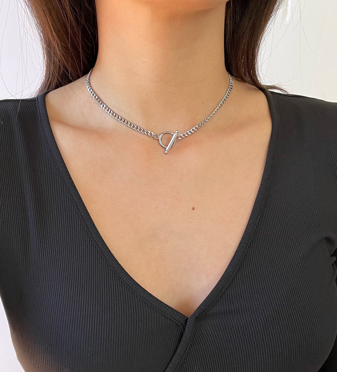 Silver Circle Bar Choker