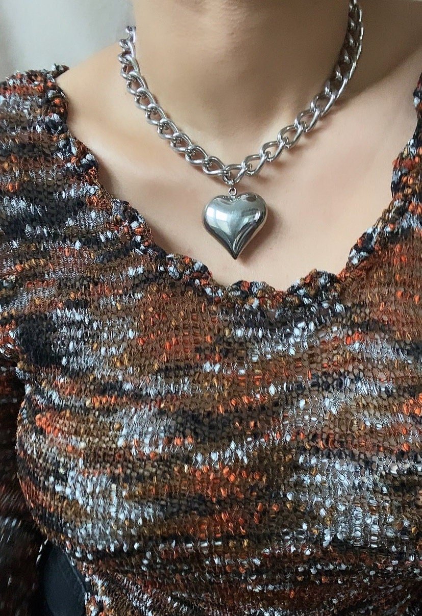 LOLA Chunky Heart Necklace