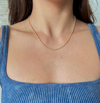 Dainty Twisted Necklace