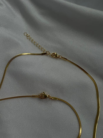 Daintiest Snake Chain Gold